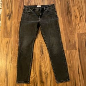 Everlane gray mid-rise skinny jeans, size 31 Tall